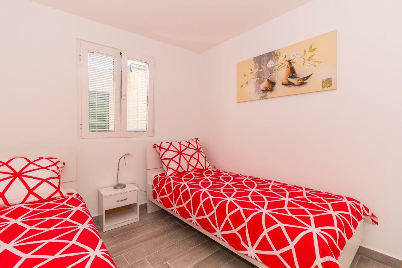 App Joly In Center Old Town Apartment Biograd Na Moru Exterior photo