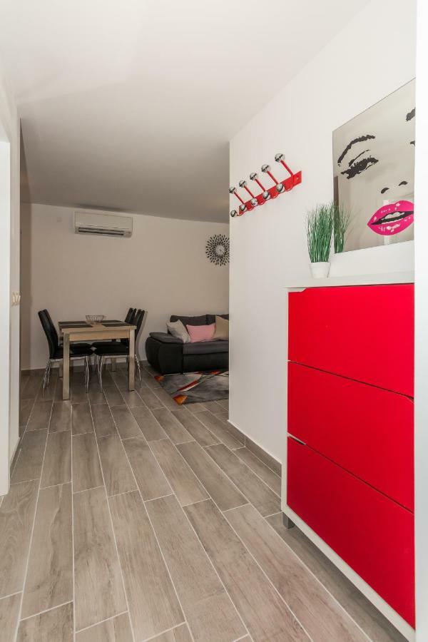 App Joly In Center Old Town Apartment Biograd Na Moru Exterior photo